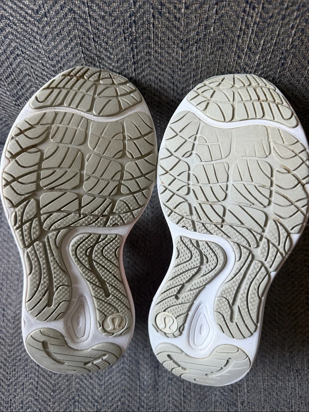 Lululemon Blissfeel Womens Running Shoe Vapor / Highlight Orange / White Size: 7